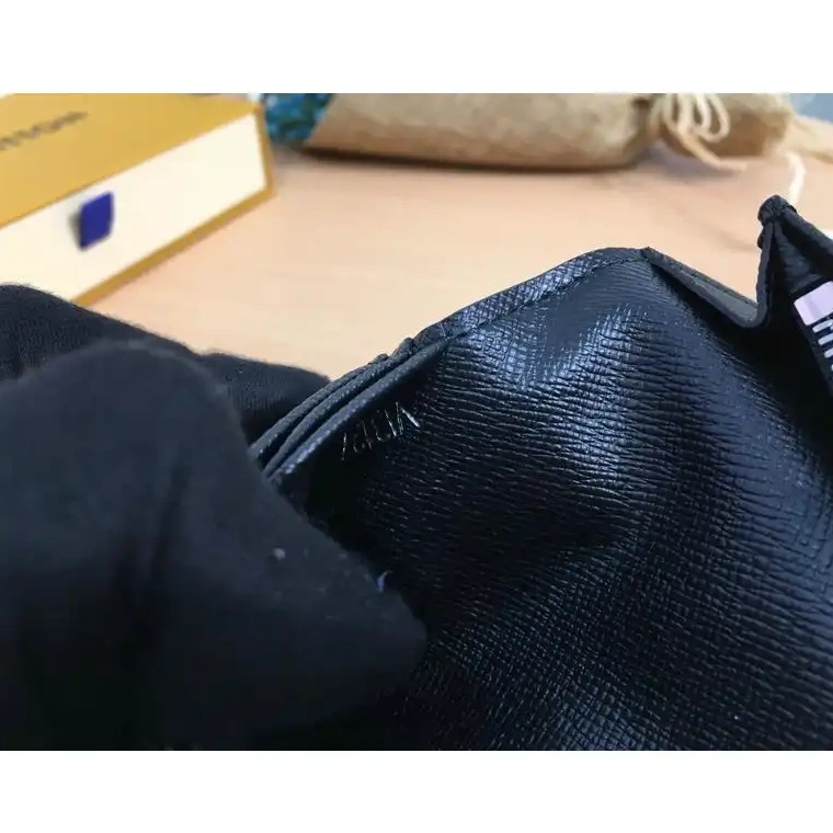 Official Brother Sam Bags LV 19T1L0623 0609